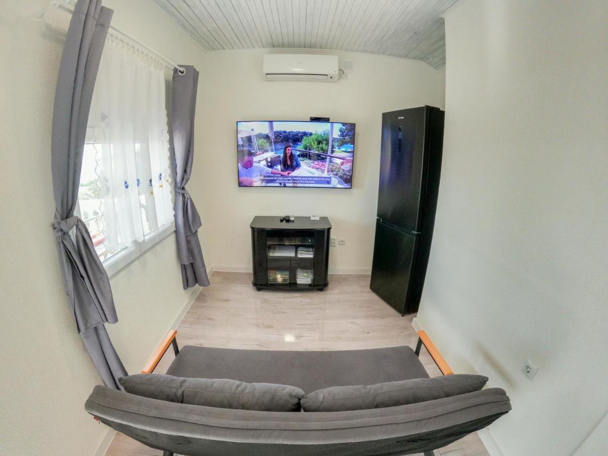 Apartments By The Sea Milna, Vis - 8895 Rukavac  Εξωτερικό φωτογραφία