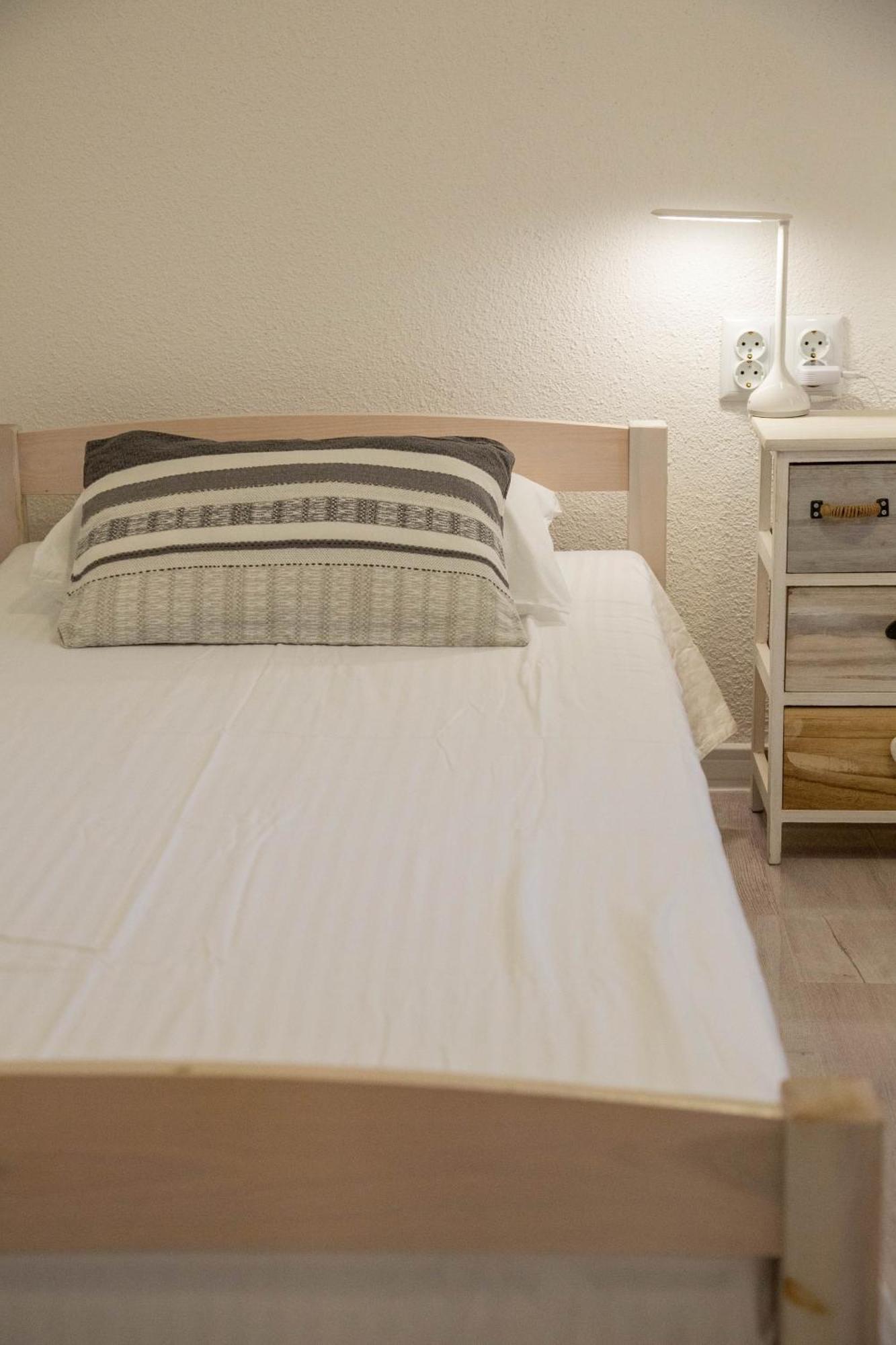 Apartments By The Sea Milna, Vis - 8895 Rukavac  Δωμάτιο φωτογραφία