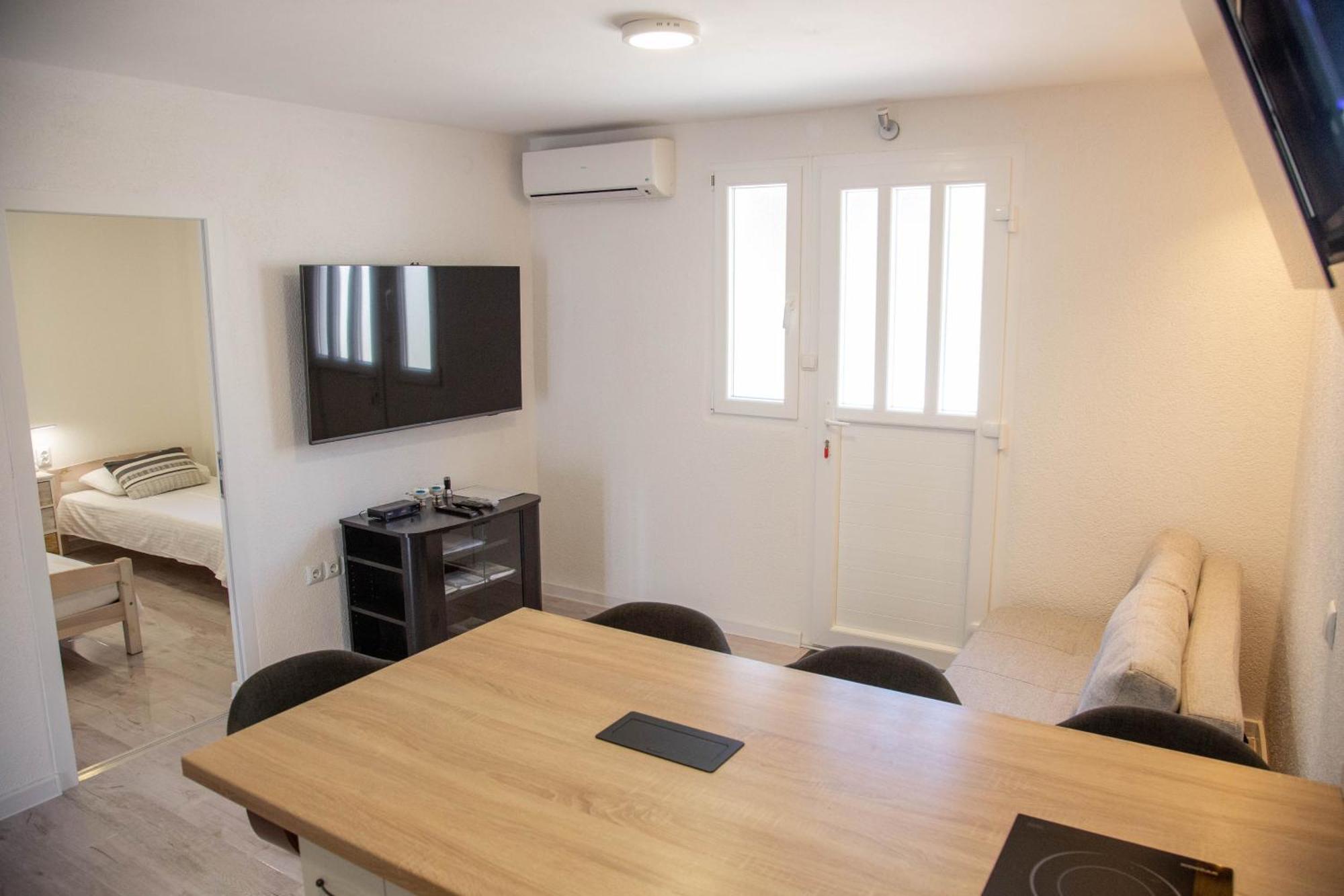 Apartments By The Sea Milna, Vis - 8895 Rukavac  Δωμάτιο φωτογραφία